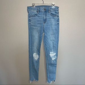 American Eagle light wash jeggings